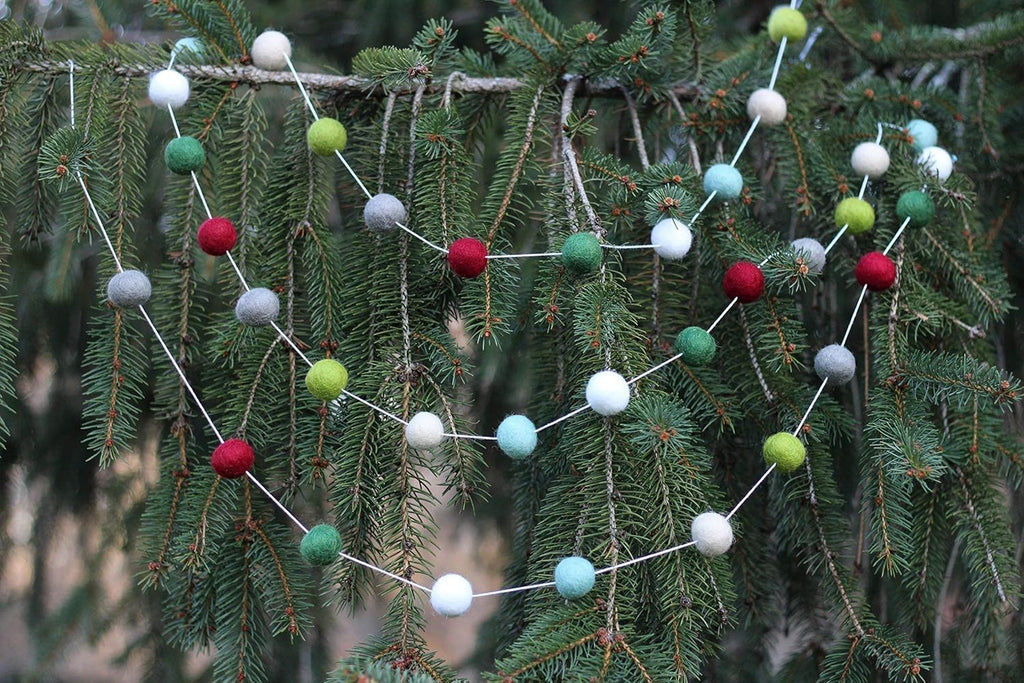 "I'll be Home for Christmas" Handmade Christmas Felt Ball Garland by Sheep Farm Felt- Red Green Mint Gray White Cream Christmas Tree trim. 2.5 cm balls.